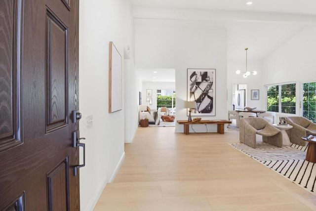 516 Cringle Drive, Redwood City, CA 94065