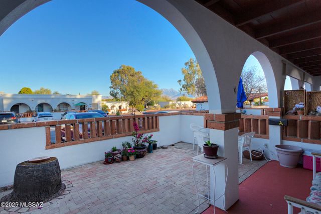 380 S Paseo Cerro Unit B, Green Valley, AZ 85614