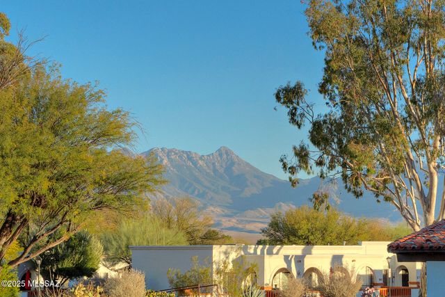 380 S Paseo Cerro Unit B, Green Valley, AZ 85614