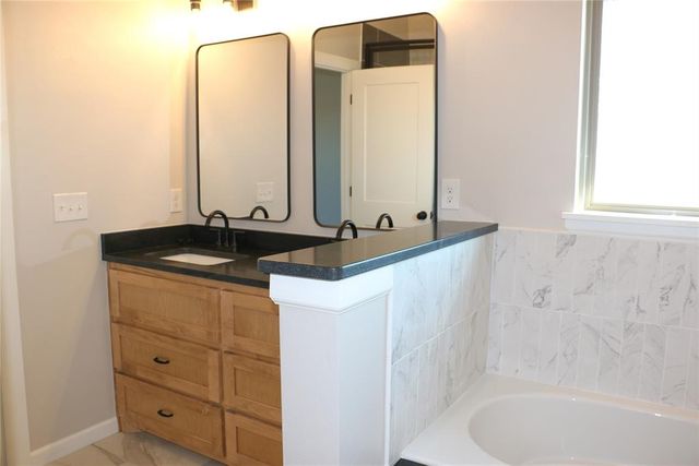 8655 Kayce Street, El Reno, OK 73036