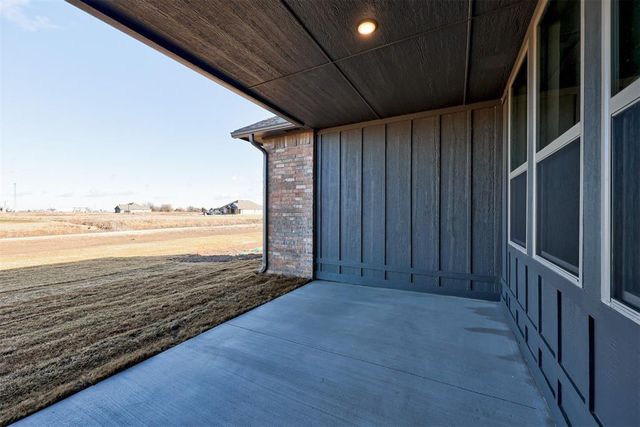 8655 Kayce Street, El Reno, OK 73036