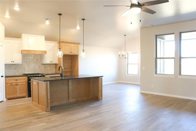 8655 Kayce Street, El Reno, OK 73036