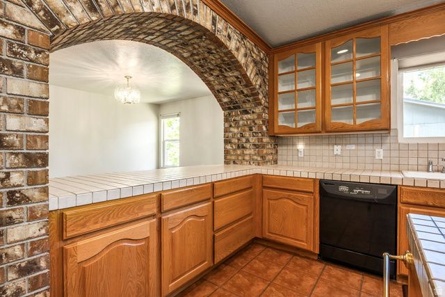 8745 S 1595 E, Sandy, UT 84093
