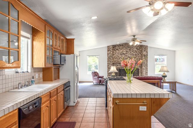 8745 S 1595 E, Sandy, UT 84093