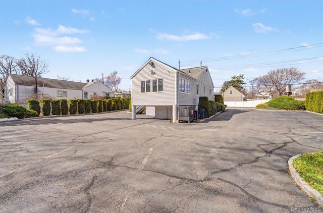 75 Ramapo Road, Garnerville, NY 10923