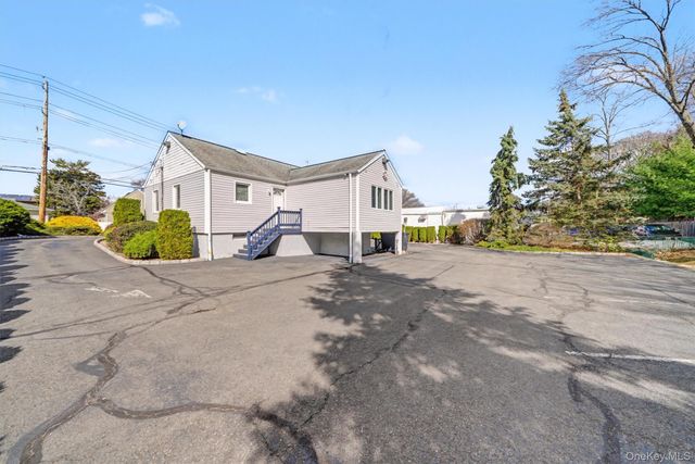 75 Ramapo Road, Garnerville, NY 10923