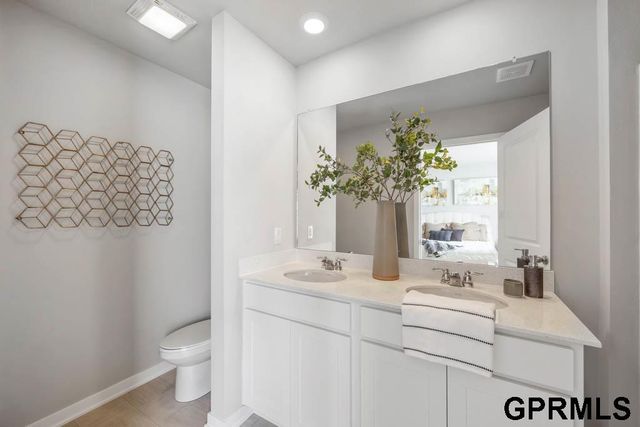 17613 Phoebe Street, Bennington, NE 68007