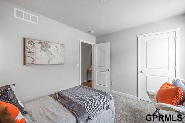 17613 Phoebe Street, Bennington, NE 68007