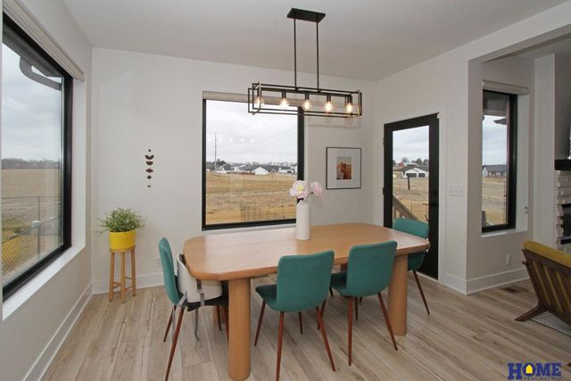 6347 Verano Drive, Lincoln, NE 68523