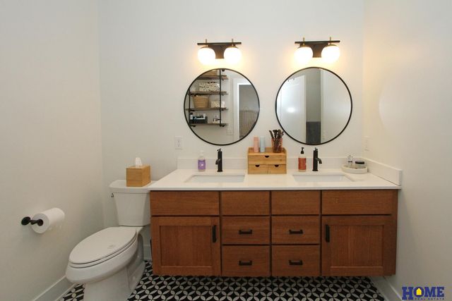 6347 Verano Drive, Lincoln, NE 68523