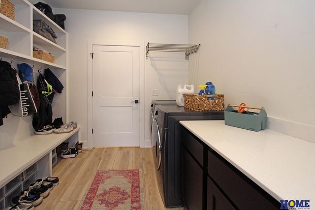 6347 Verano Drive, Lincoln, NE 68523