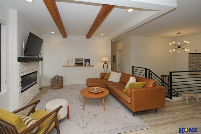 6347 Verano Drive, Lincoln, NE 68523