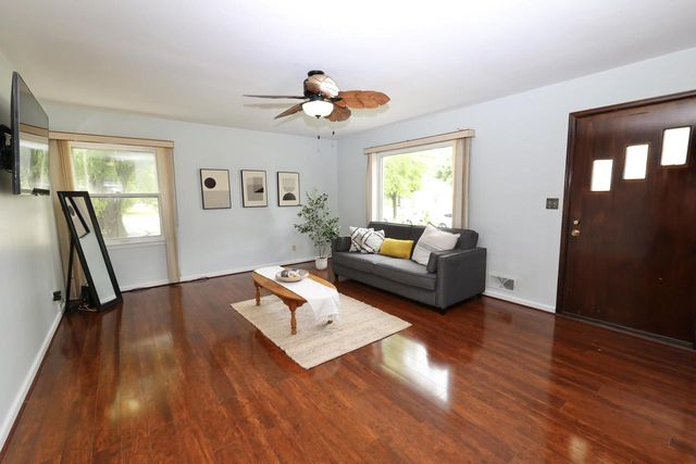 3315 E Allerton AVENUE, Cudahy, WI 53110