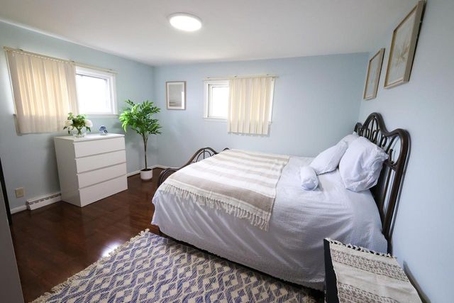 3315 E Allerton AVENUE, Cudahy, WI 53110