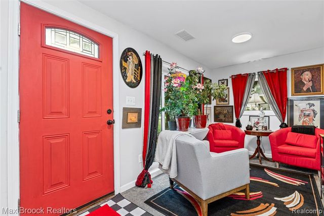 21485 Indian Street, Southfield, MI 48033