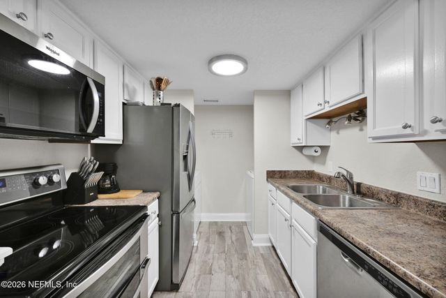 3737 LORETTO Road 104, Jacksonville, FL 32223