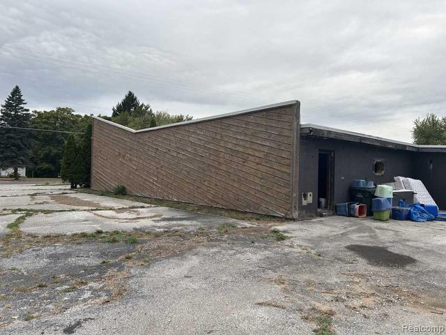2598 S Oceana Drive, Shelby, MI 49455