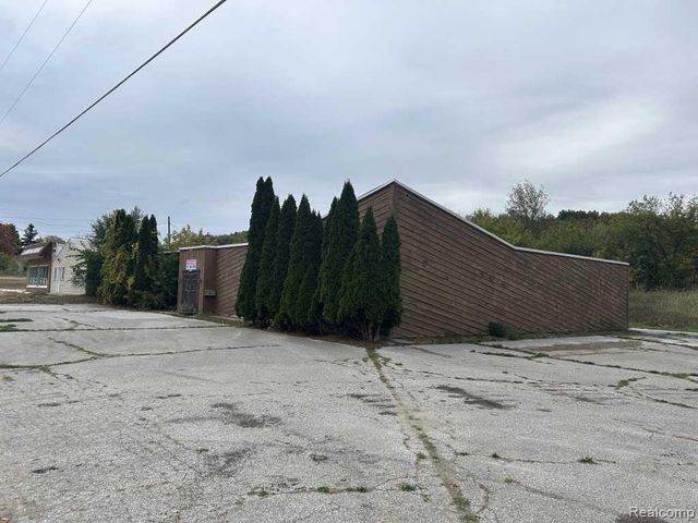 2598 S Oceana Drive, Shelby, MI 49455