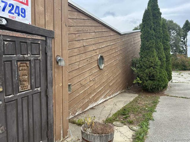 2598 S Oceana Drive, Shelby, MI 49455