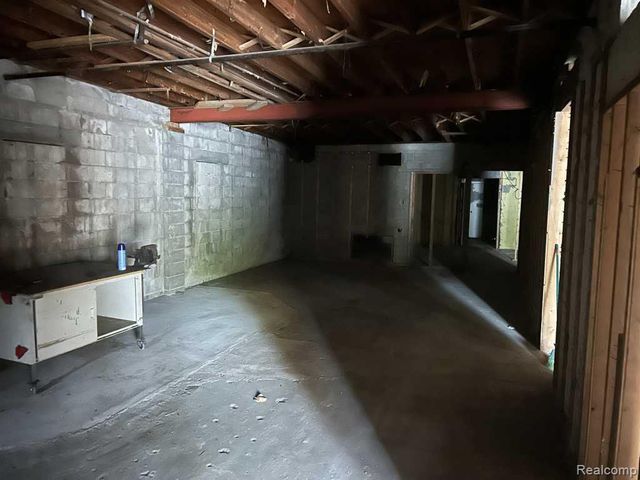 2598 S Oceana Drive, Shelby, MI 49455
