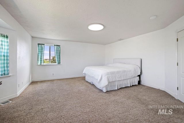 8352 S Old Farm Pl., Meridian, ID 83642