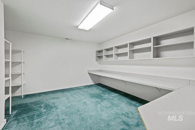 8352 S Old Farm Pl., Meridian, ID 83642