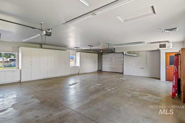 8352 S Old Farm Pl., Meridian, ID 83642