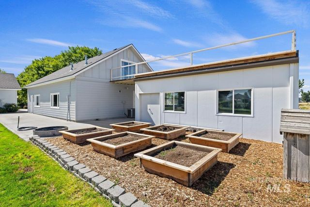 8352 S Old Farm Pl., Meridian, ID 83642