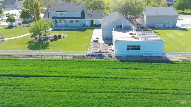 8352 S Old Farm Pl., Meridian, ID 83642