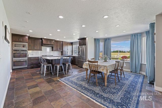 8352 S Old Farm Pl., Meridian, ID 83642