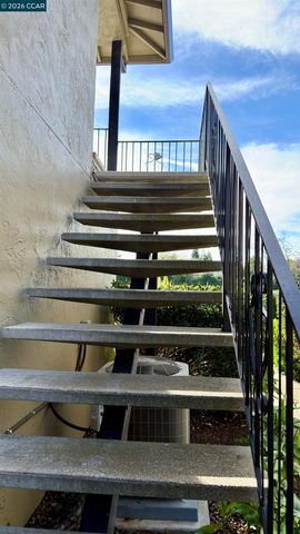 1360 Del Rio Ct 4, Concord, CA 94518