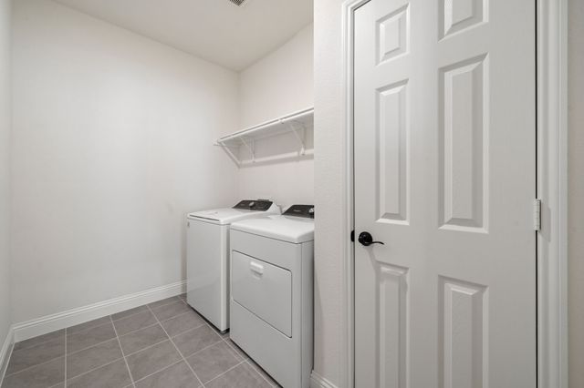 949 Brock Drive, Aubrey, TX 76227