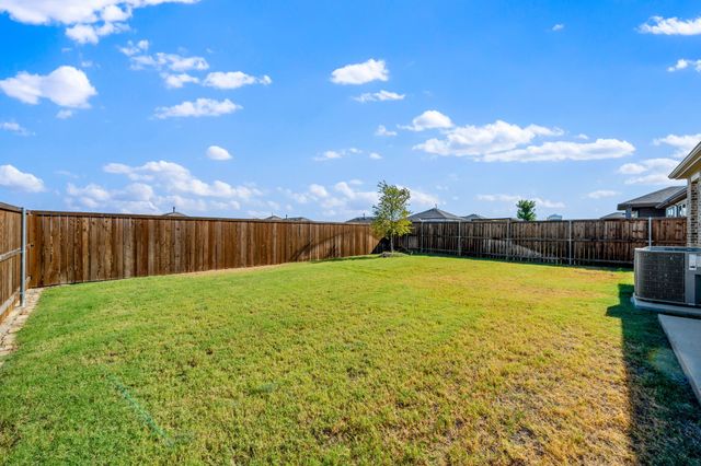 949 Brock Drive, Aubrey, TX 76227