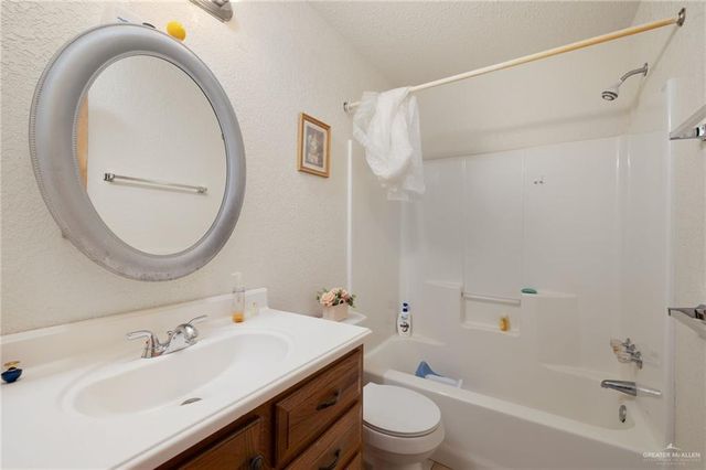 8220 Cardinal Delta Street, Mission, TX 78574