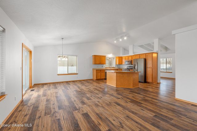 5439 E STEAMBOAT BND, Post Falls, ID 83854