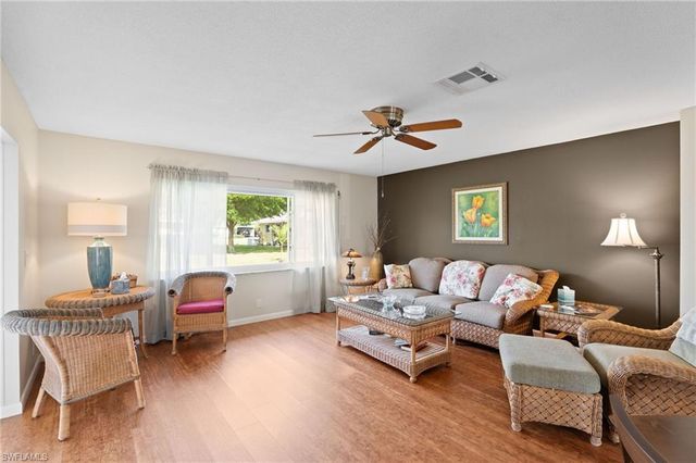 854 Pangola DR, North Fort Myers, FL 33903