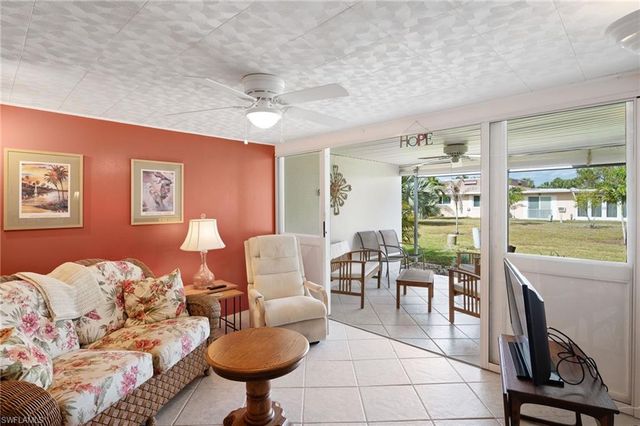 854 Pangola DR, North Fort Myers, FL 33903