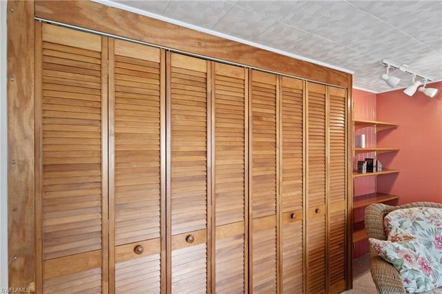 854 Pangola DR, North Fort Myers, FL 33903