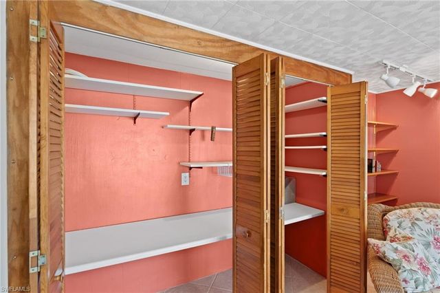 854 Pangola DR, North Fort Myers, FL 33903