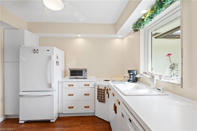 854 Pangola DR, North Fort Myers, FL 33903