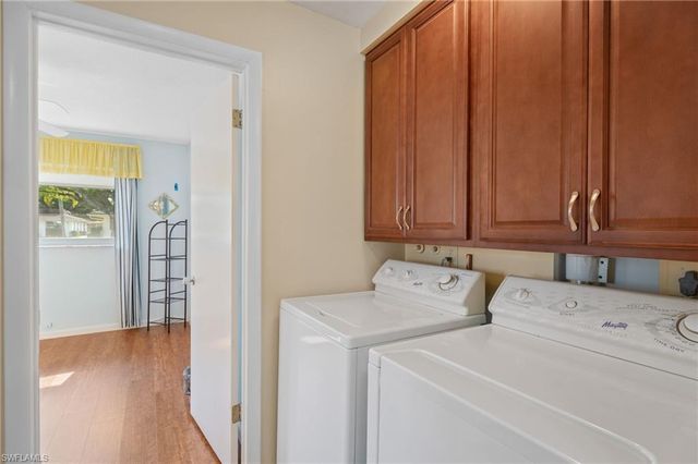 854 Pangola DR, North Fort Myers, FL 33903