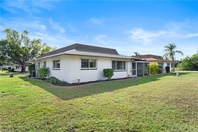 854 Pangola DR, North Fort Myers, FL 33903