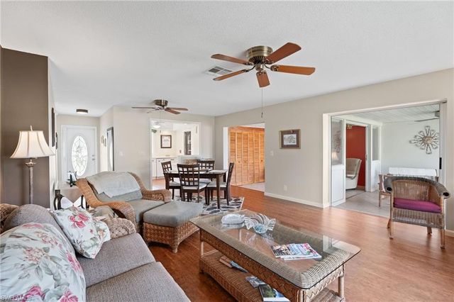 854 Pangola DR, North Fort Myers, FL 33903