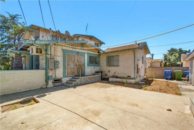 4301 Arlington Ave., Los Angeles, CA 90008