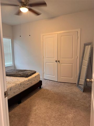 650 Wild Pecan LOOP, Buda, TX 78610