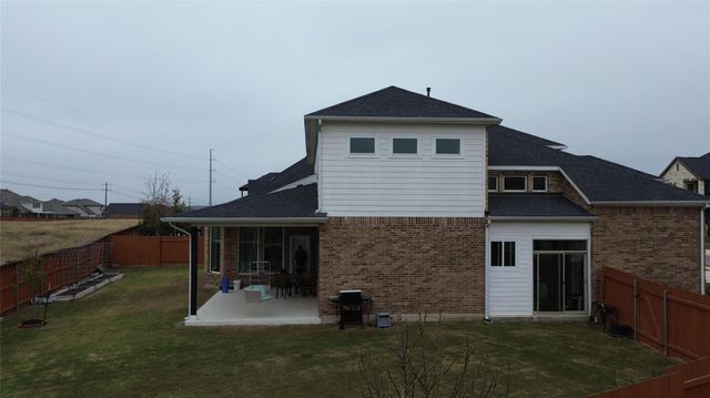 650 Wild Pecan LOOP, Buda, TX 78610