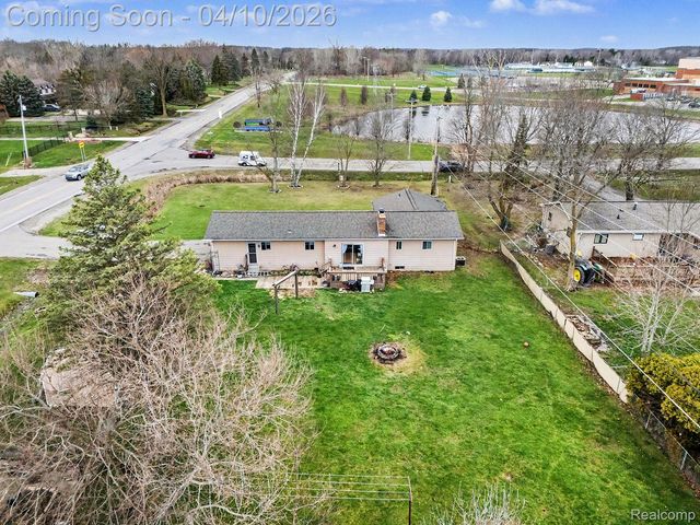 12519 Jennings Road, Fenton Charter Township, MI 48451