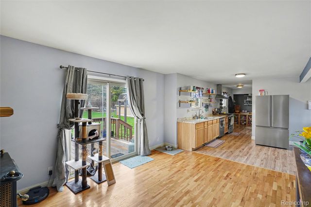 12519 Jennings Road, Fenton Charter Township, MI 48451