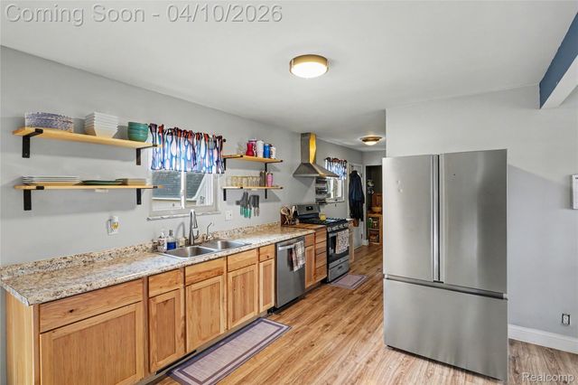 12519 Jennings Road, Fenton Charter Township, MI 48451