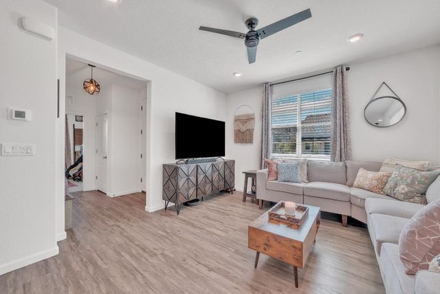 3192 Sunny Gate Ln, Folsom, CA 95630